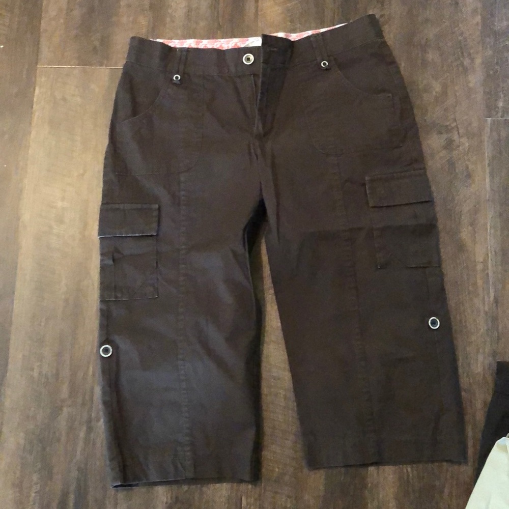EUC brown crop pants size 8